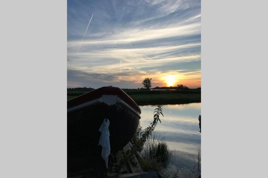 Romantic Dutch Hideaway Jisp Exteriér fotografie
